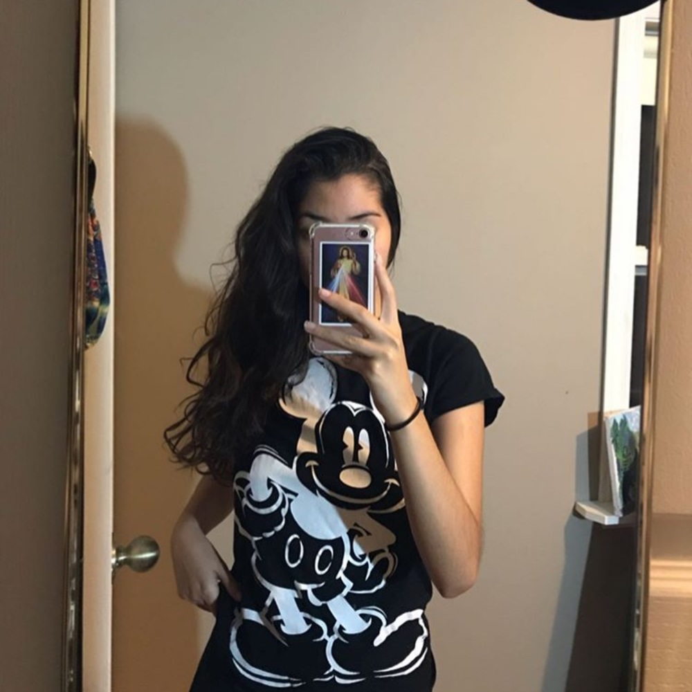 Micky Mouse shirt 🐭